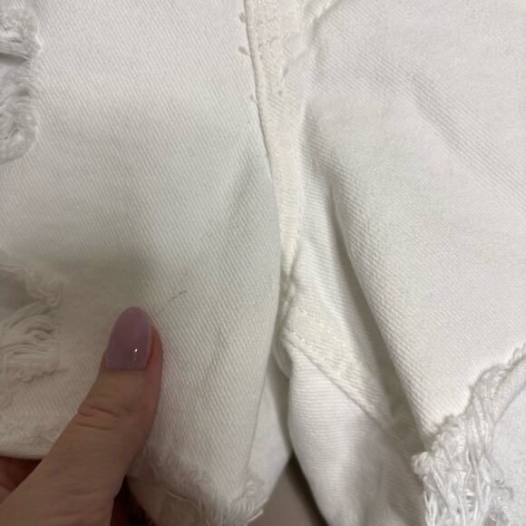 NWT Free People Maggie Mid-Rise Distressed Shorts Optic White Size 25 - Picture 8 of 10